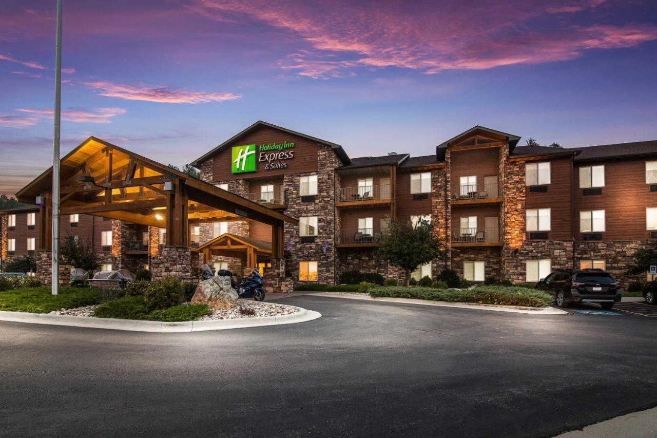 Holiday Inn Express & Suites Custer-Mt Rushmore Kültér fotó