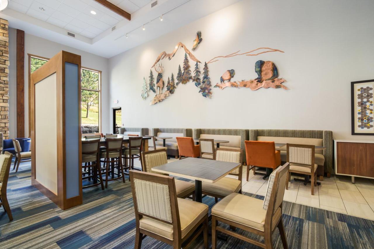 Holiday Inn Express & Suites Custer-Mt Rushmore Kültér fotó